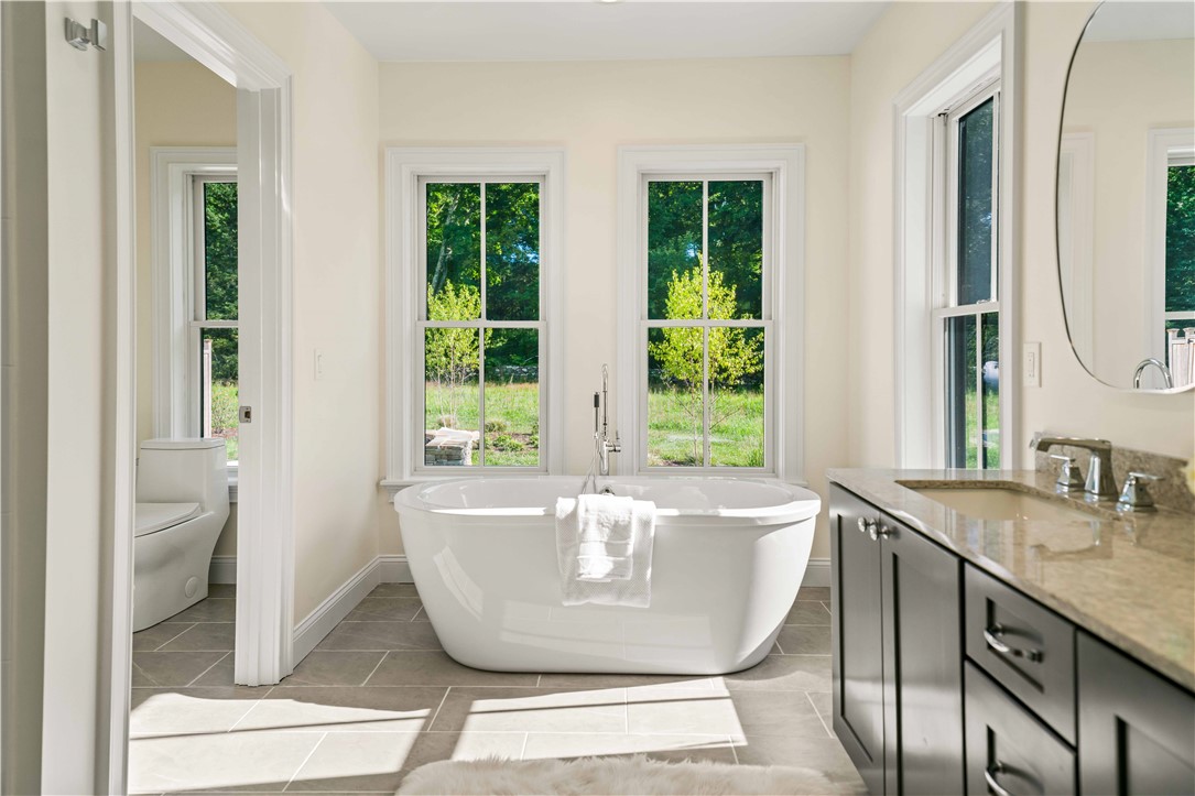 416 Bridgetown Road South Kingstown, RI 02874 - Photo 17 of 39 1st Floor Primary Bath