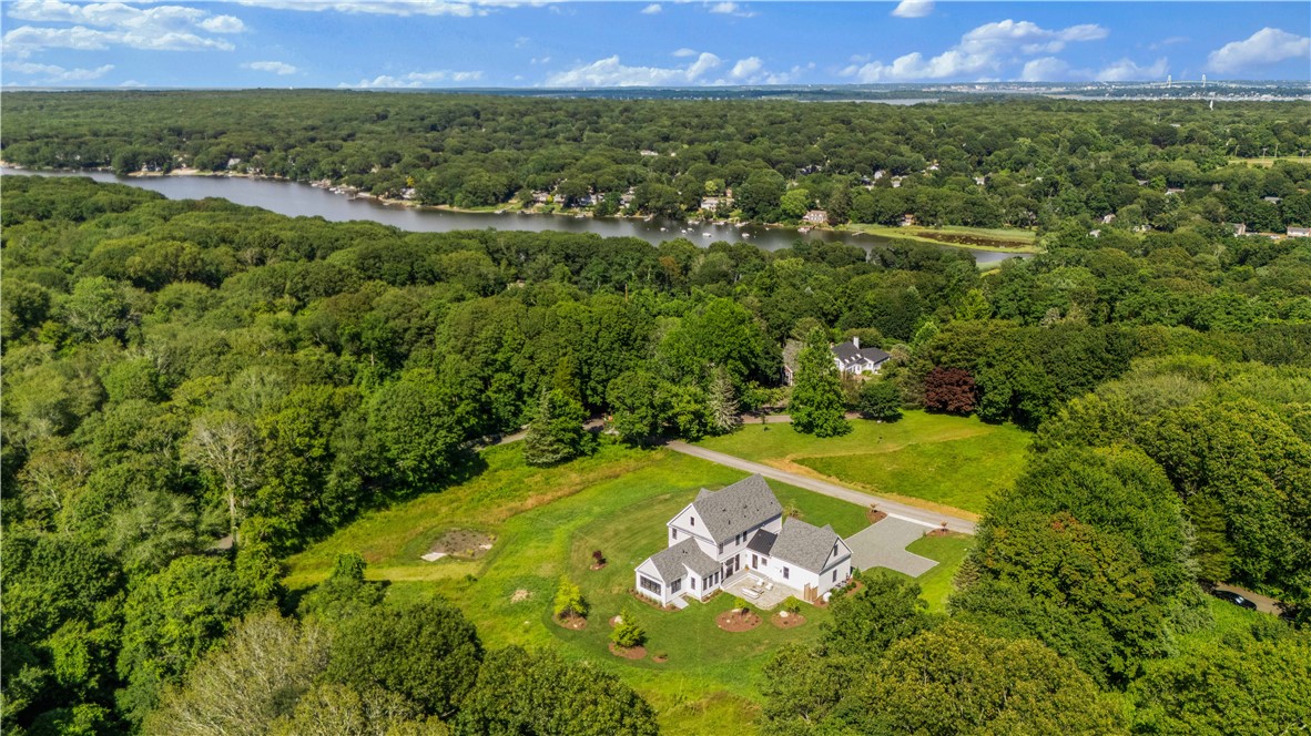 416 Bridgetown Road South Kingstown, RI 02874 - Photo 3 of 39