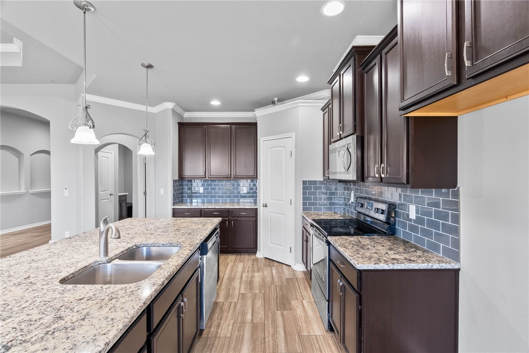 1107 Pasadena Street Portland, TX 78374 - Photo 6 of 20