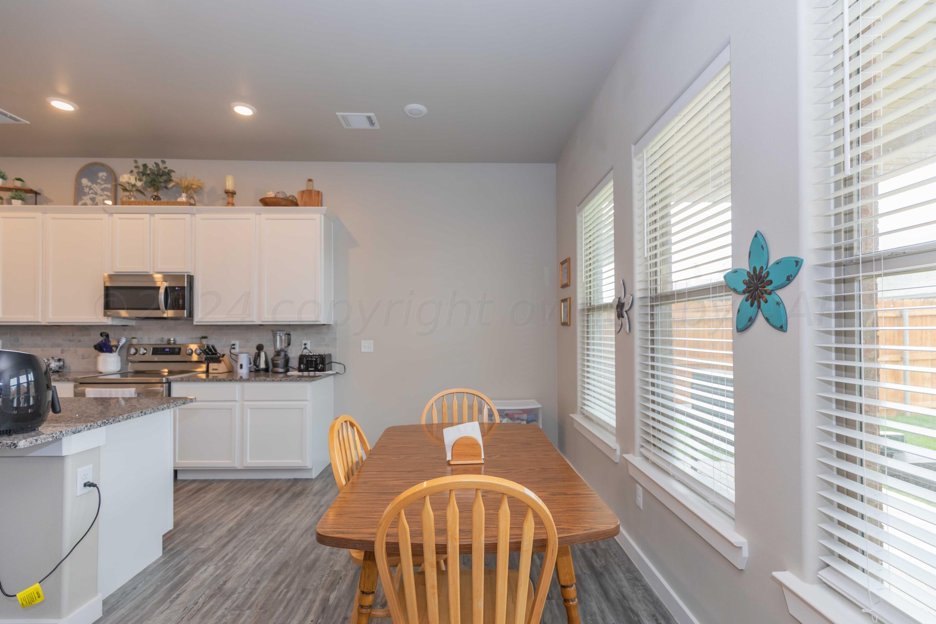 1839 Montaluse Road Amarillo, TX 79118 - Photo 14 of 35 DINING VIEW 2