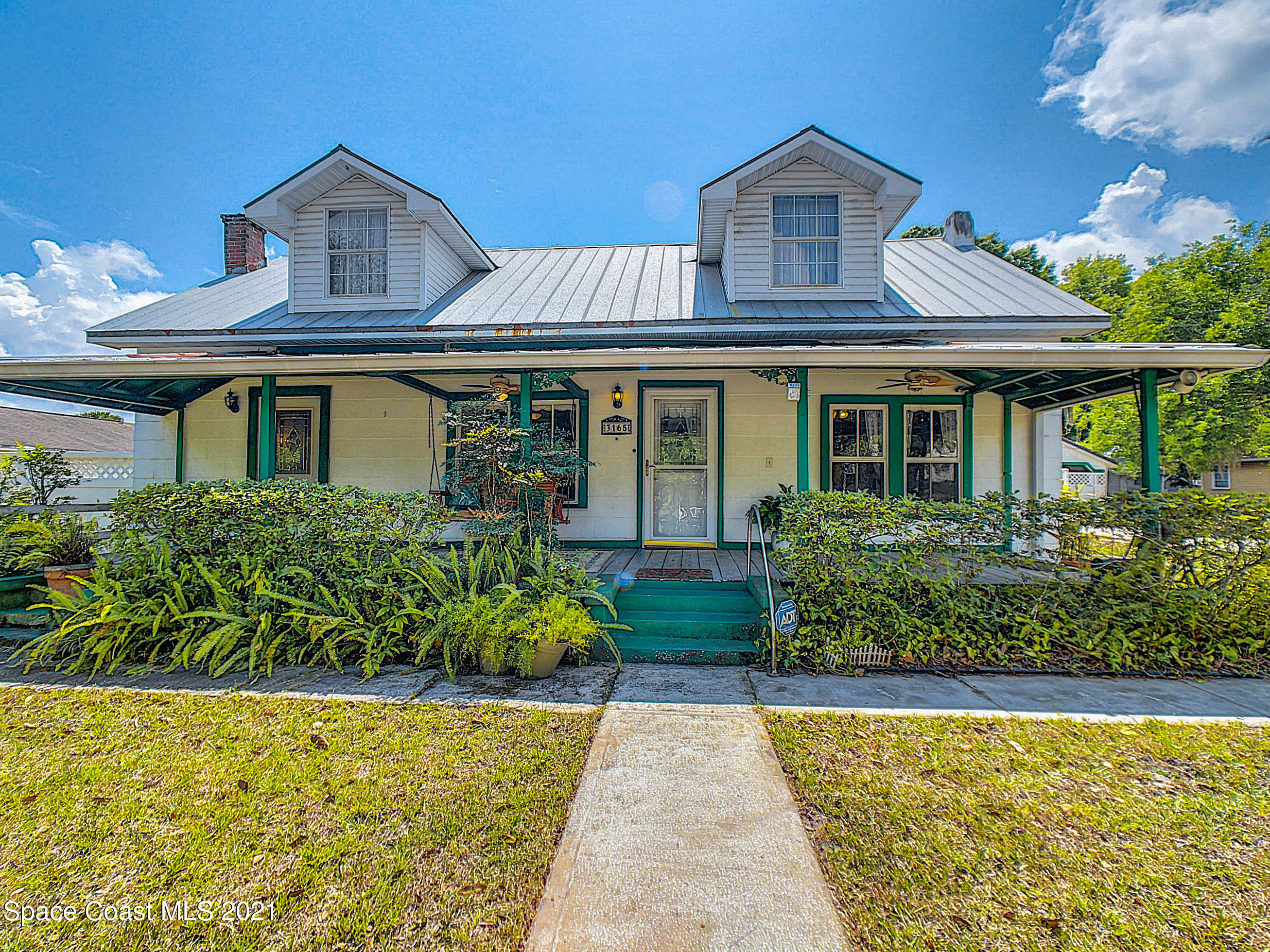 3165 Ricard Street-18