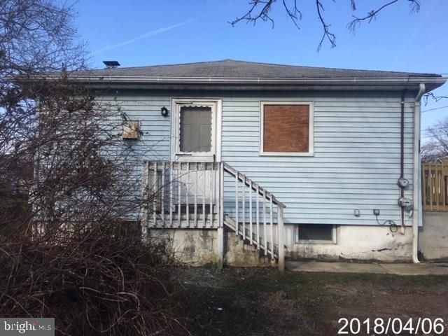 112 County Road Cliffwood, NJ 07721 - Photo 6 of 25
