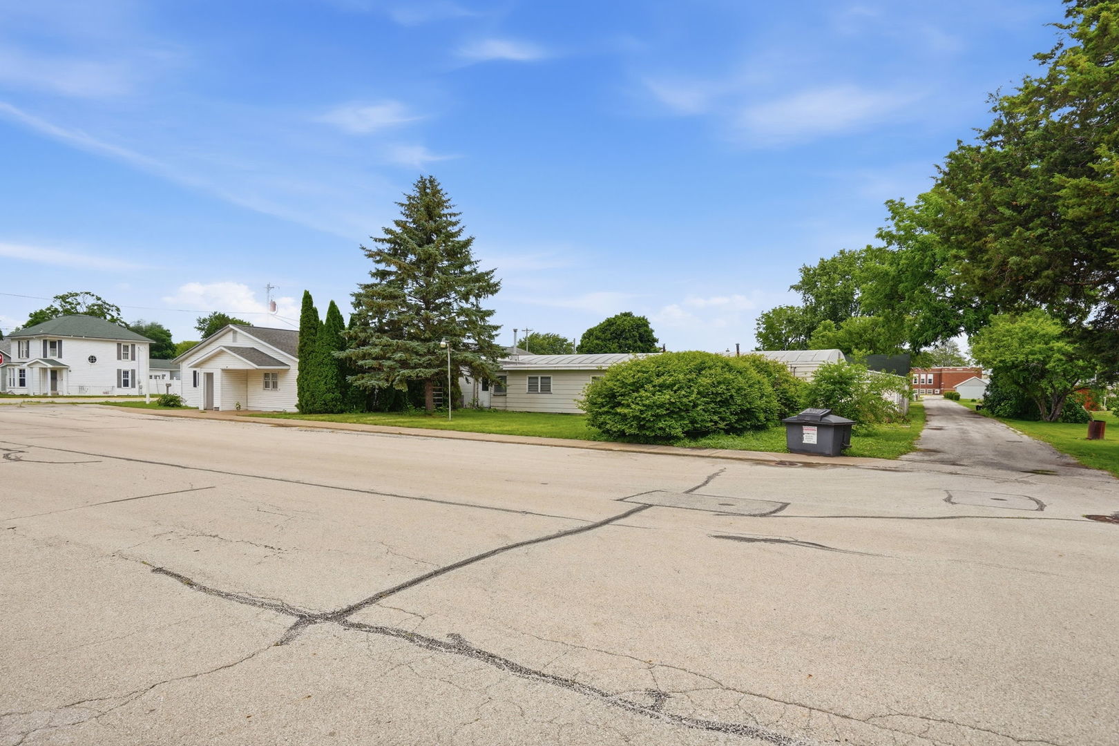 305 North 1st Street Alpha, IL 61413 - Photo 4 of 8