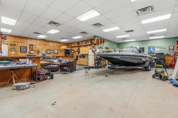$895,000 | 9506 Fm 835, Slaton, TX 79364
