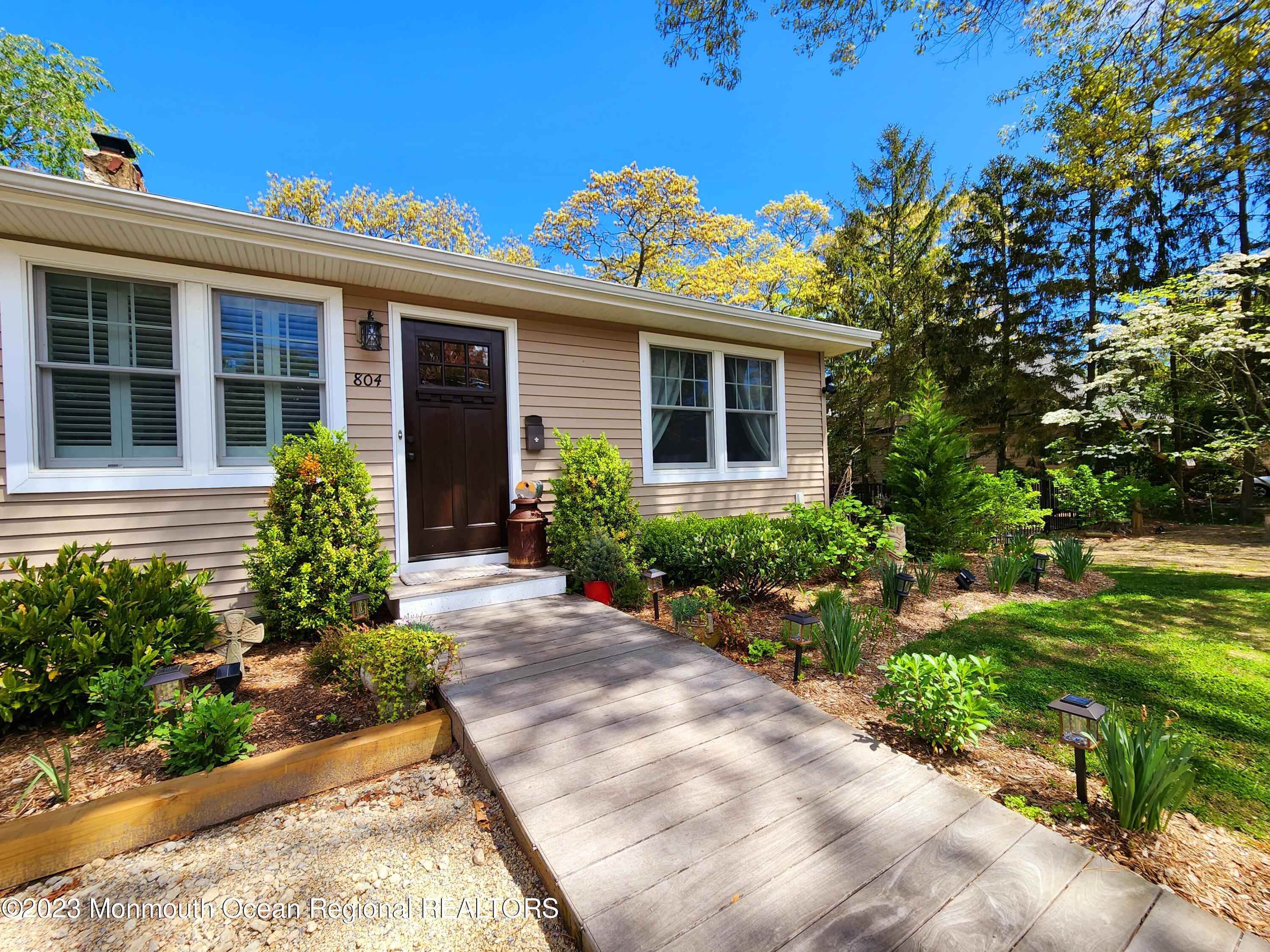 804 Oak Road Brielle, NJ 08730 - Photo 1 of 41 front pic 1