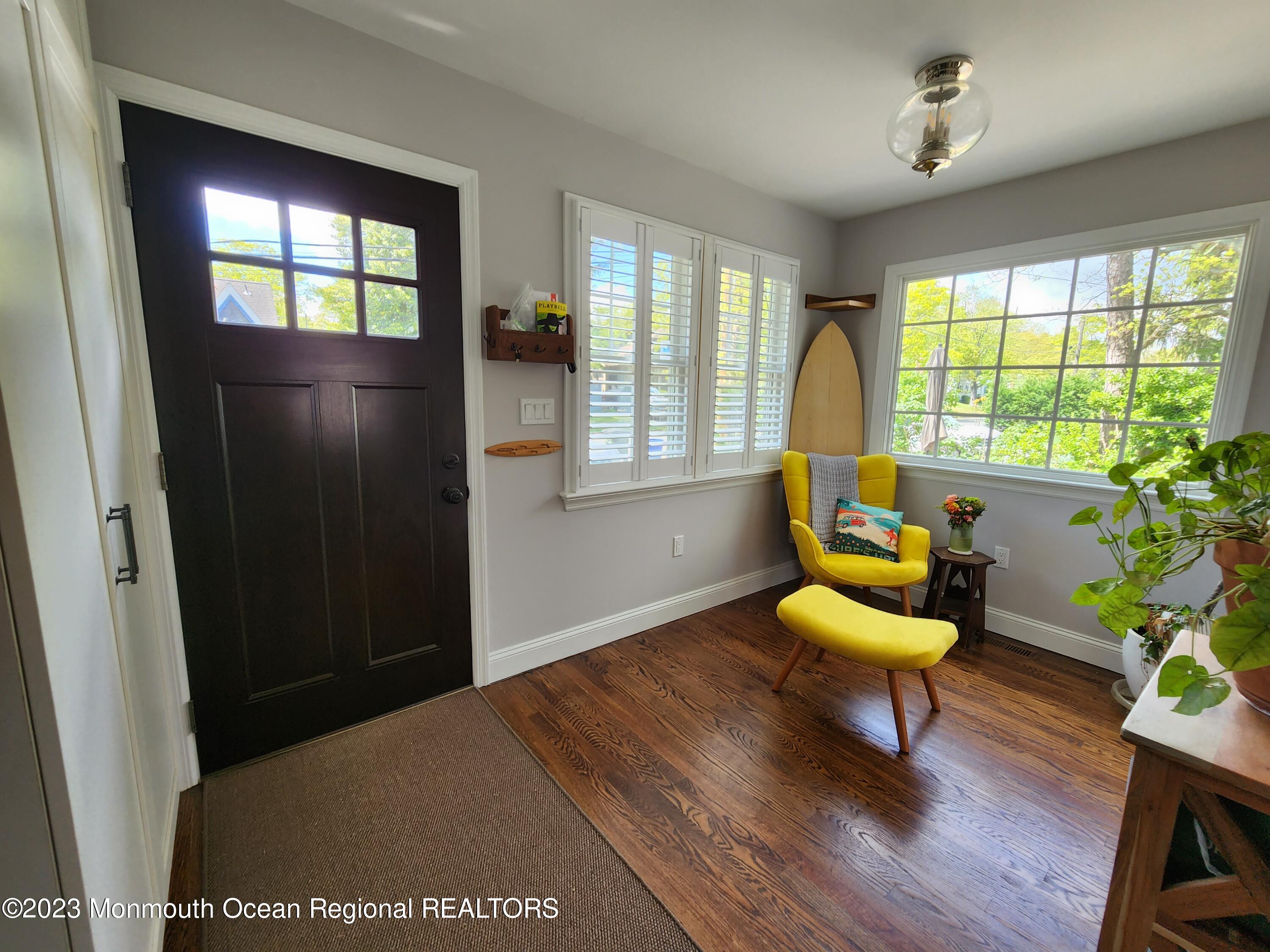 804 Oak Road Brielle, NJ 08730 - Photo 4 of 41 foyerdoor