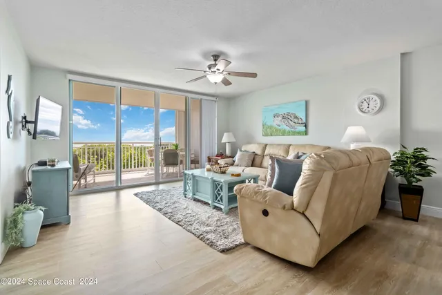 $3,100 | 3400 Ocean Beach Boulevard, Unit 208, Cocoa Beach, FL 32931