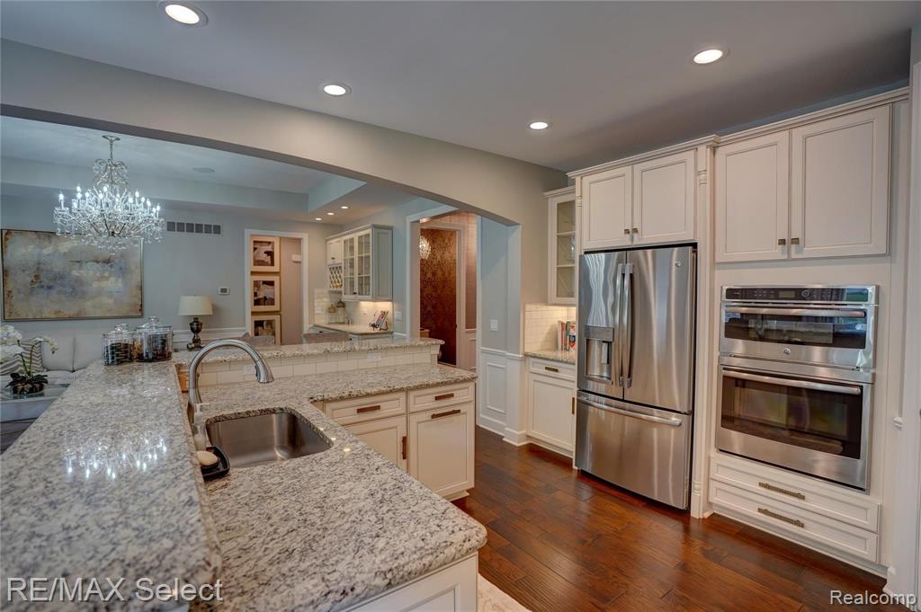 5520 Woodfall Road Clarkston, MI 48348 - Photo 21 of 48 Gallery Image 21