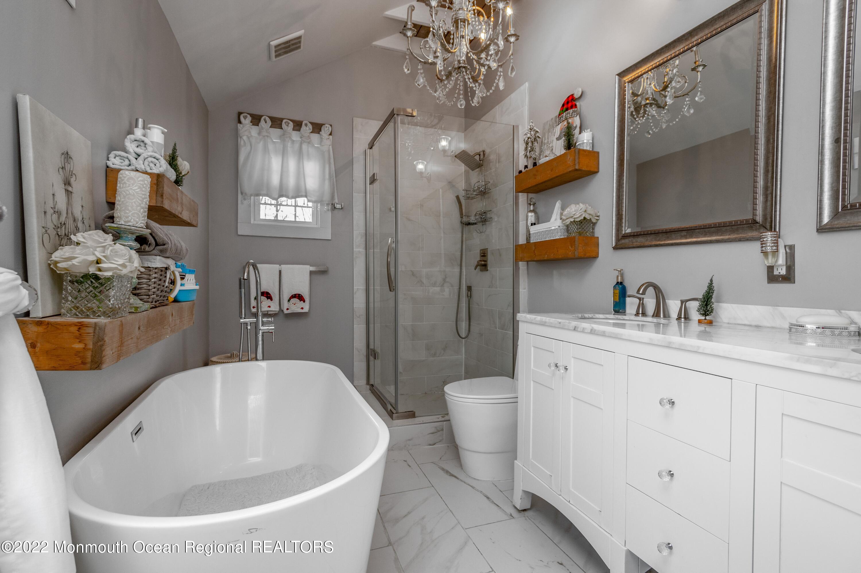 16 Holmdel Road Holmdel, NJ 07733 - Photo 23 of 28 20_16SHolmdelRd_8_Bathroom_HiRes