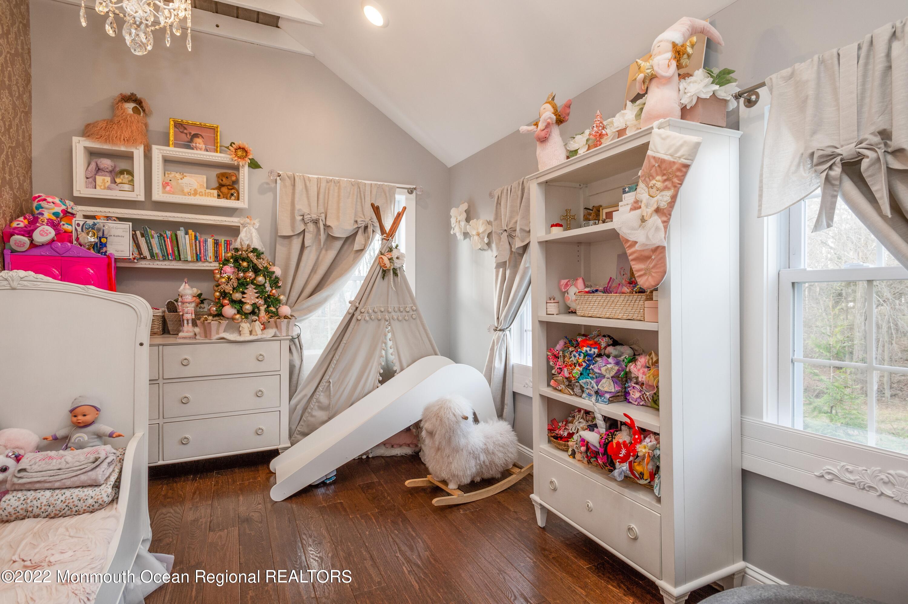 16 Holmdel Road Holmdel, NJ 07733 - Photo 24 of 28 19_16SHolmdelRd_153_2ndBedroom_HiRes