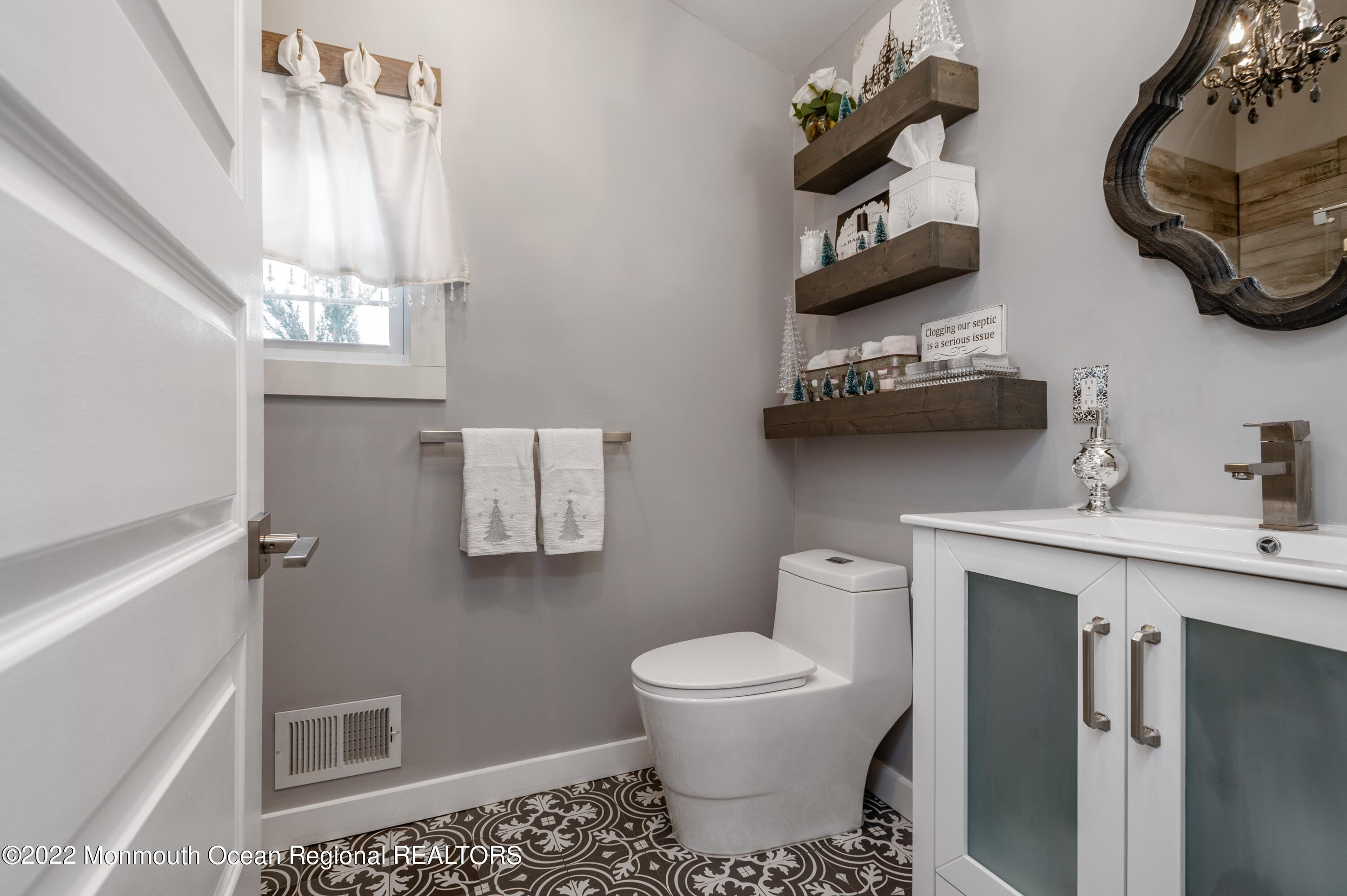 16 Holmdel Road Holmdel, NJ 07733 - Photo 6 of 28 21_16SHolmdelRd_9_2ndBathroom_HiRes