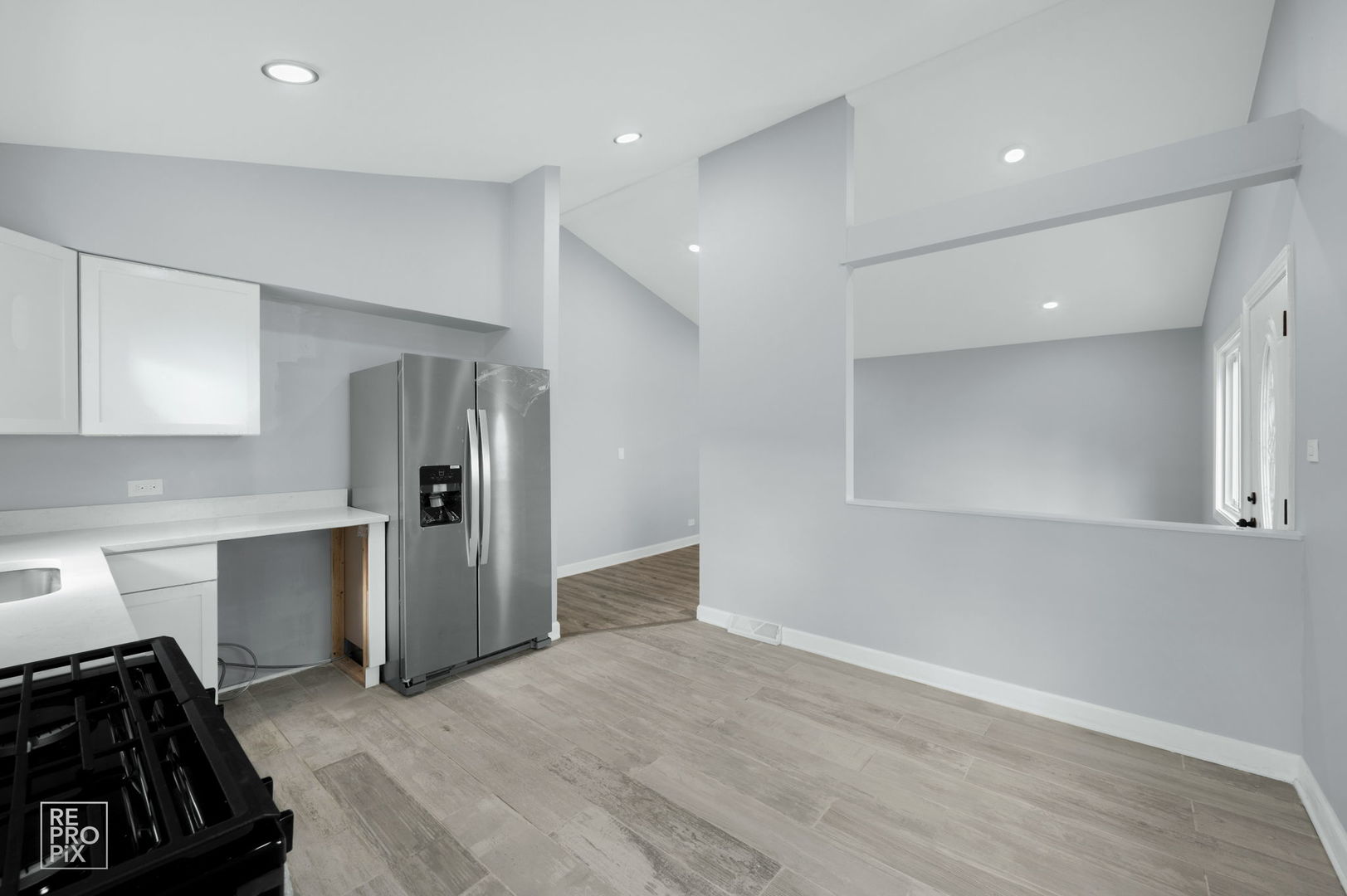 7616 South 78th Avenue Bridgeview, IL 60455 - Photo 4 of 10