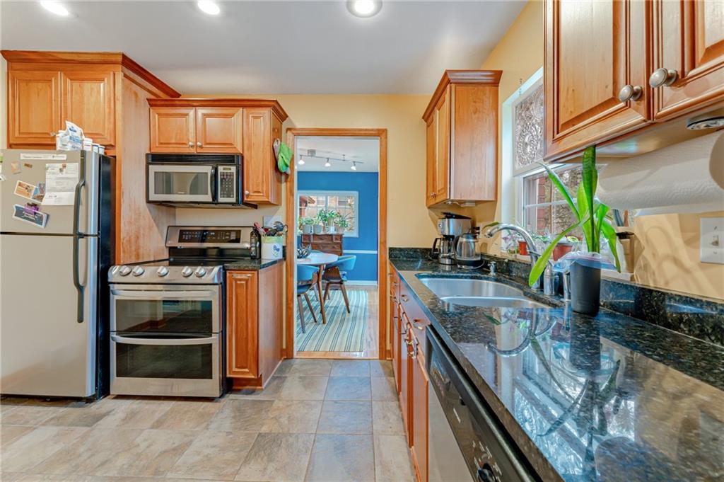 1056 Old Gate Road Pittsburgh, PA 15235 - Photo 14 of 25 Gallery Image 14