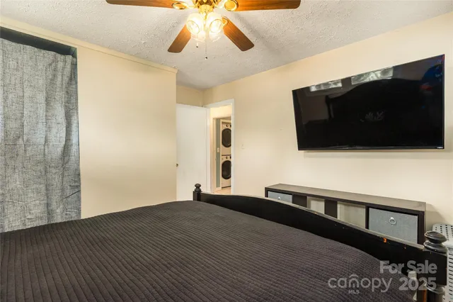 $399,999 | 68 Vandalia Avenue, Asheville, NC 28806