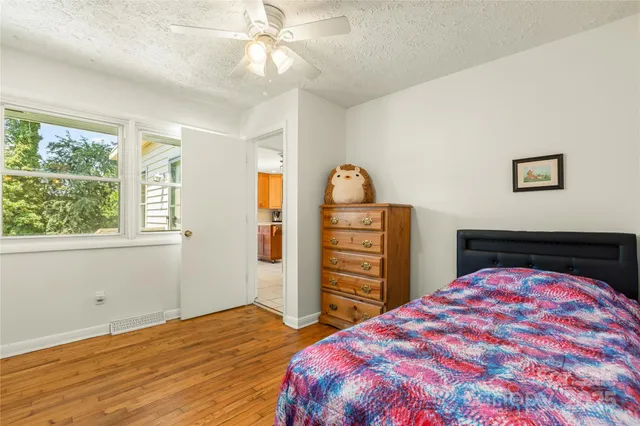 $399,999 | 68 Vandalia Avenue, Asheville, NC 28806