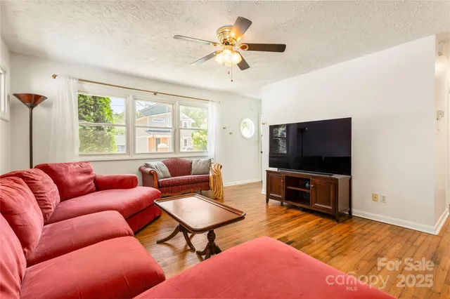 $399,999 | 68 Vandalia Avenue, Asheville, NC 28806