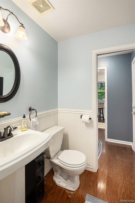 11177 Whispering Ridge Trail Fenton, MI 48430 - Photo 10 of 32 Gallery Image 10