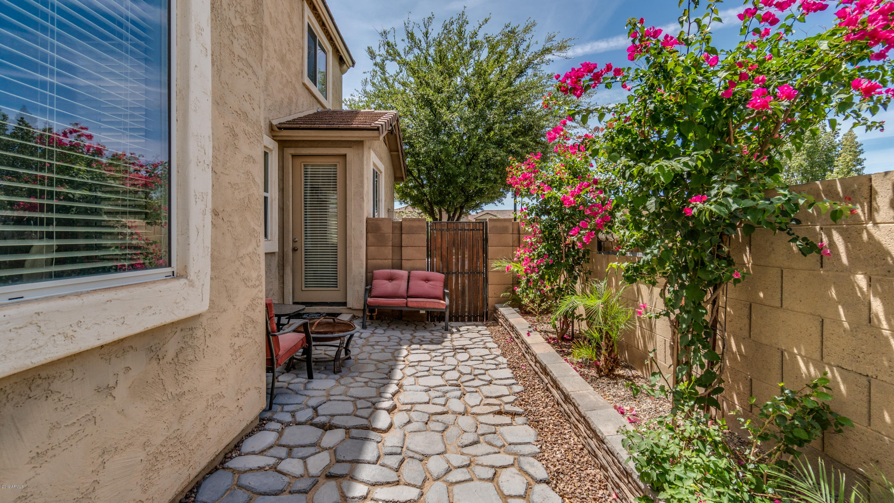4338 East Vest Avenue Gilbert, AZ 85295 - Photo 14 of 16 4338 E Vest Ave
