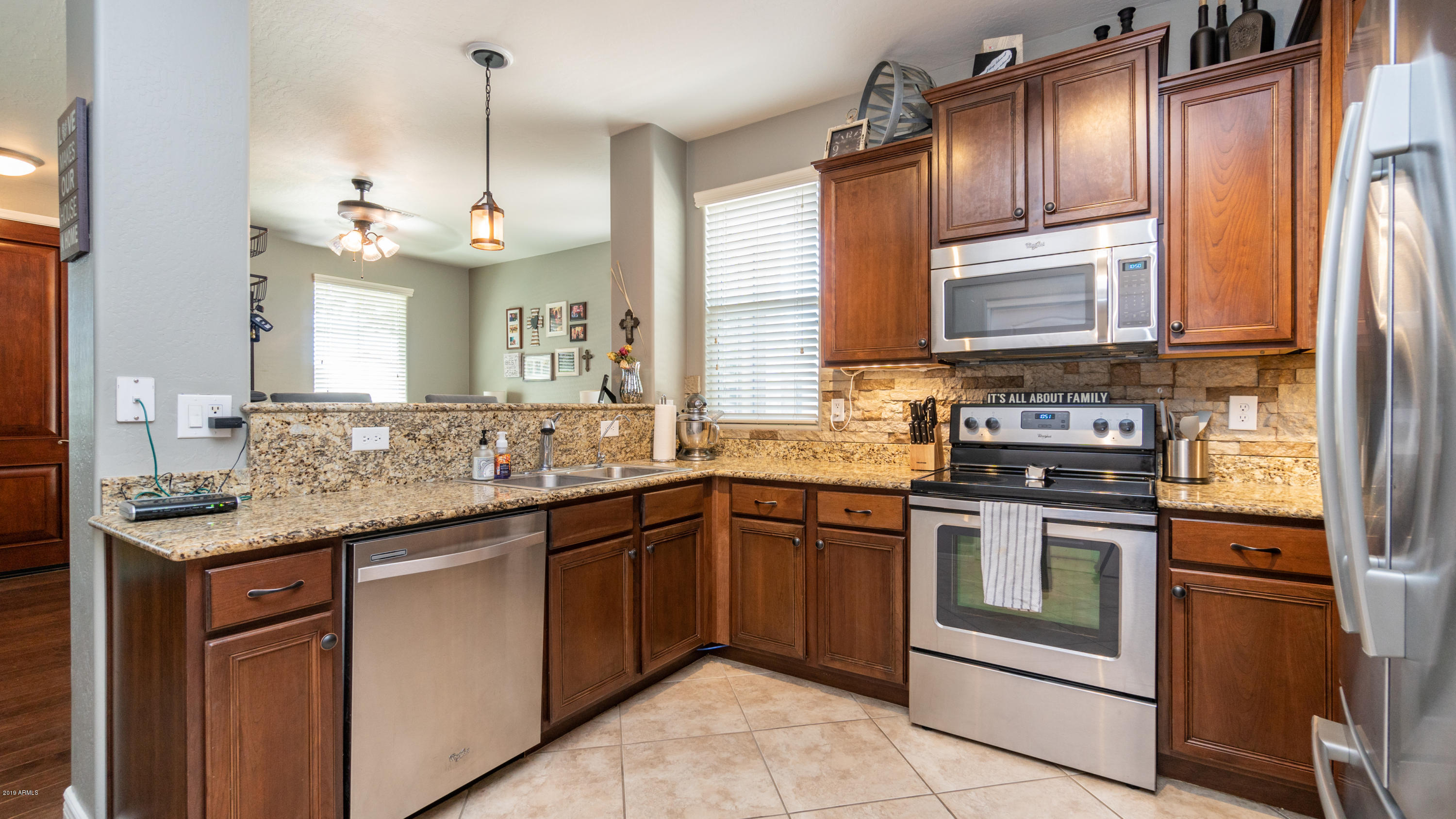 4338 East Vest Avenue Gilbert, AZ 85295 - Photo 6 of 16 4338 E Vest Ave