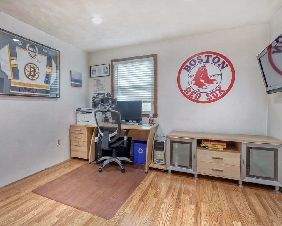 15 Willard Road Wakefield, MA 01880 - Photo 25 of 33