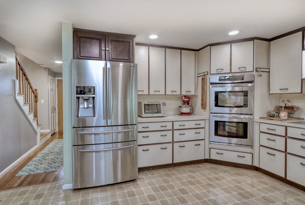 15 Willard Road Wakefield, MA 01880 - Photo 10 of 33