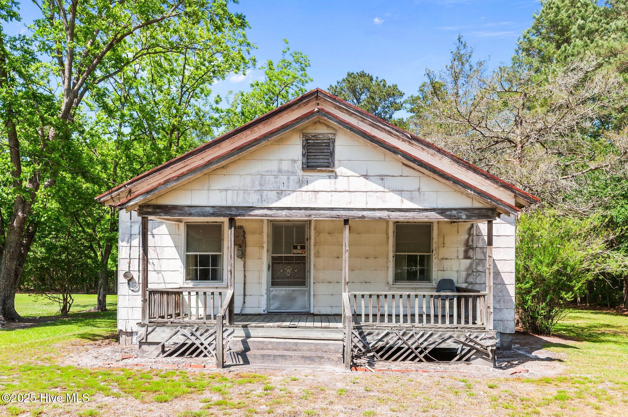 27 Cc Road Vanceboro, NC 28586 - Photo 1 of 50 1-web-or-mls-_DSC6615