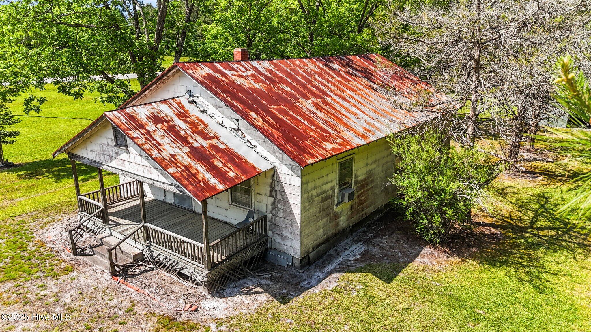 27 Cc Road Vanceboro, NC 28586 - Photo 38 of 50 38-web-or-mls-DJI_20250506152143_0759_D