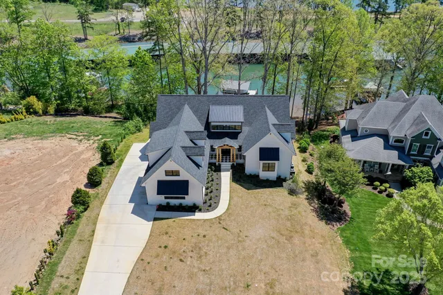 $2,500,000 | 153 High Hills Drive, Mooresville, NC 28117
