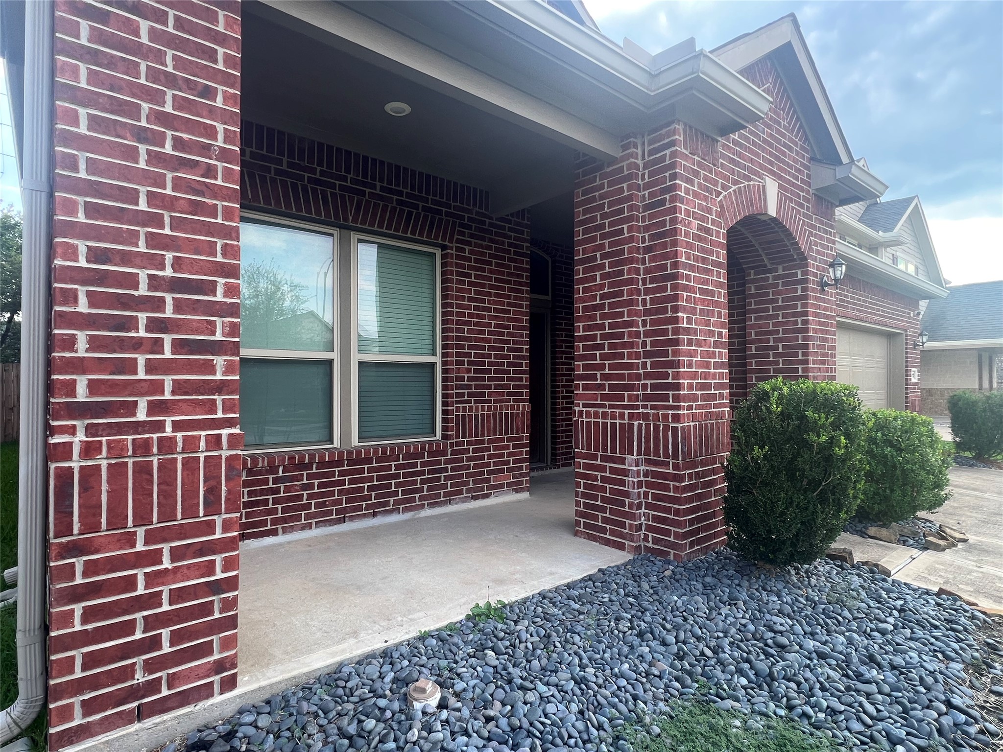 14112 Harmony Ridge Trail Pearland, TX 77584 - Photo 5 of 45 a view of front door of house