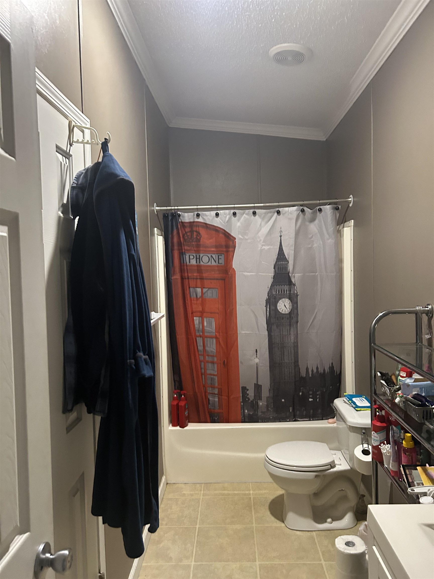 885 Highway 138 Toone, TN 38381 - Photo 15 of 25 a bathroom with a sink and a mirror