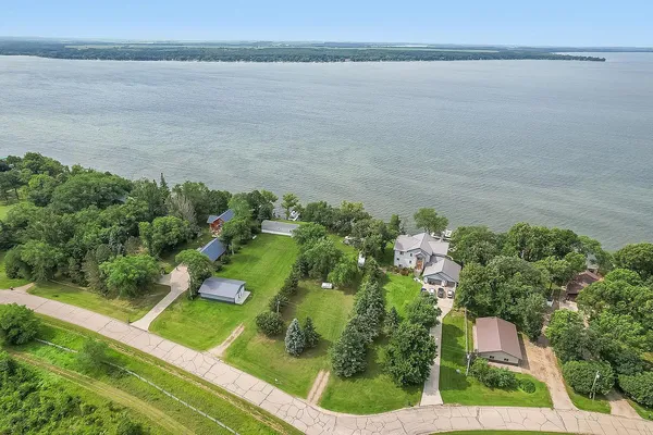 $589,000 | 42322 240th Street, Battle Lake, MN 56515