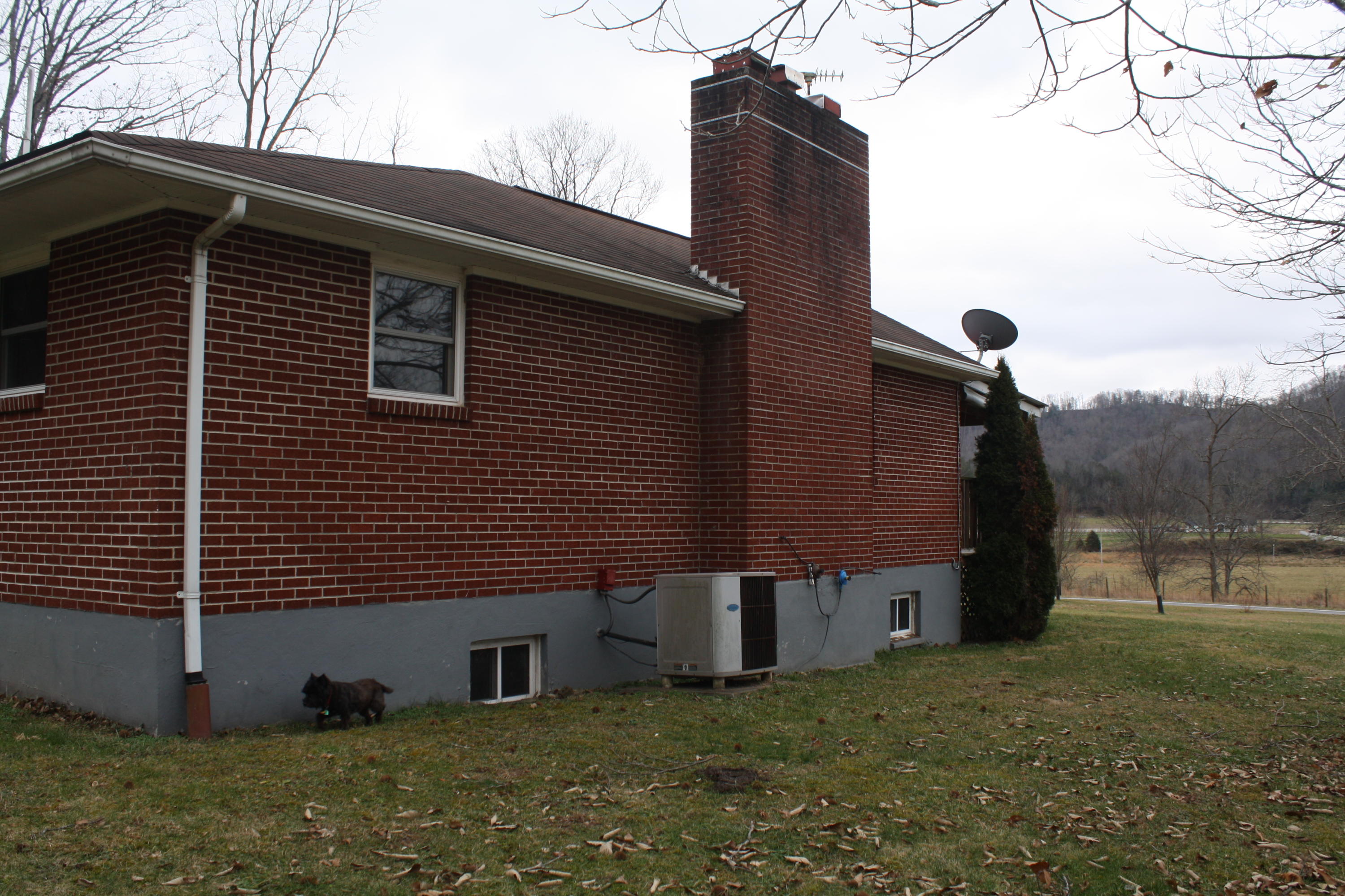 1306 Greenville Road Union, WV 24983 - Photo 11 of 72 Gallery Image 11