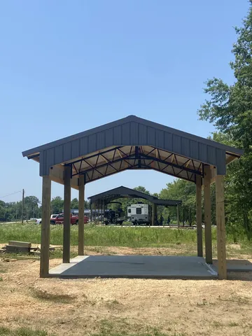 $135,000 | 5 River Front Drive, Clifton, TN 38425