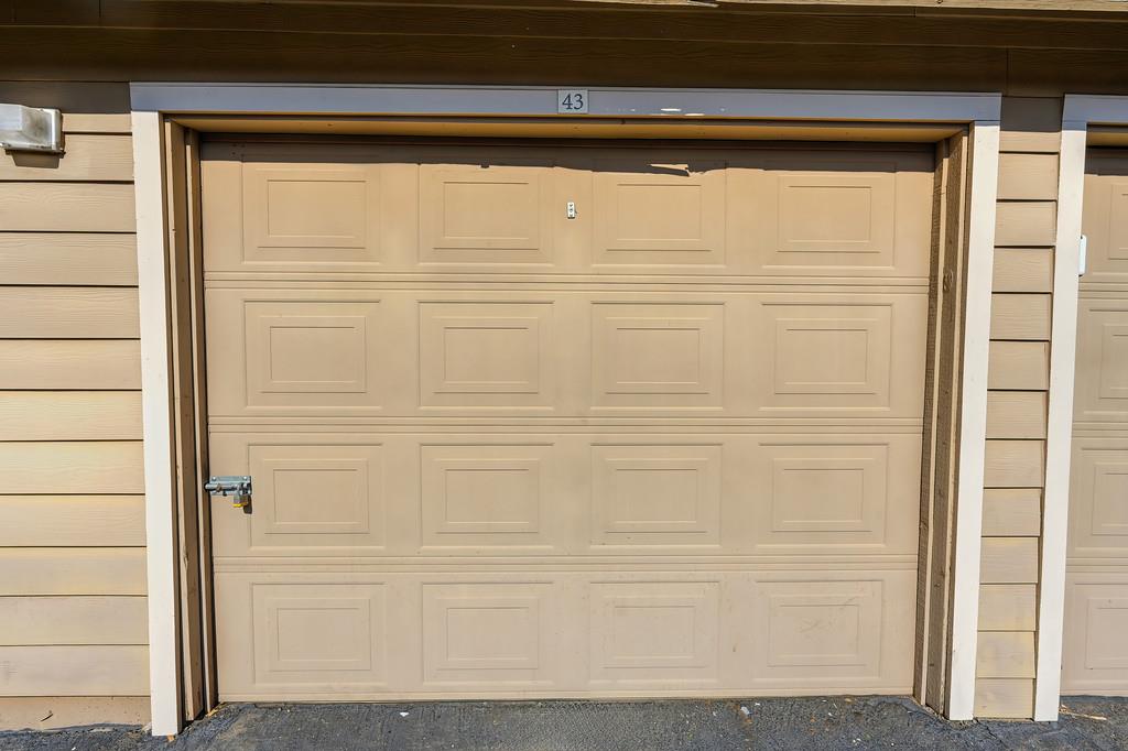9160 Madison Avenue, Unit 57 Fair Oaks, CA 95628 - Photo 26 of 40 a view of door