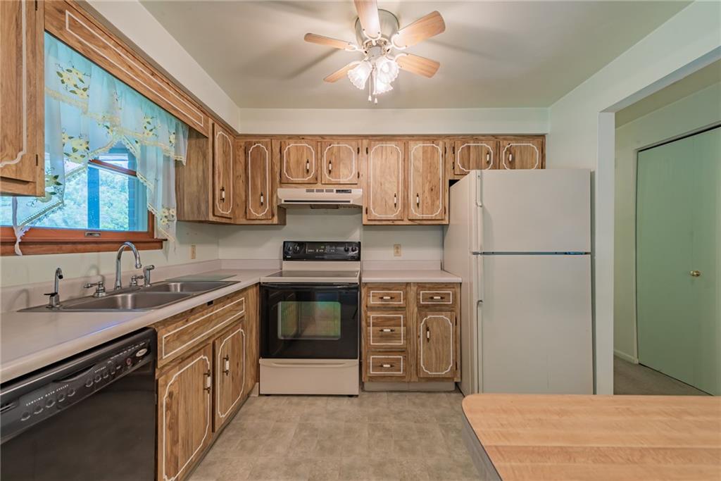 199 Waltz Mill Road Ruffs Dale, PA 15679 - Photo 9 of 24
