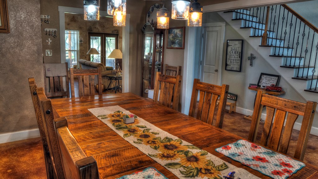 4573 Ranch Road 1120 Rio Frio, TX 78879 - Photo 20 of 71 Formal Dining
