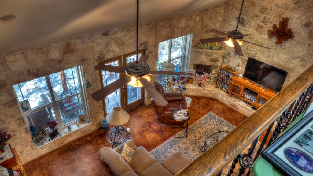 4573 Ranch Road 1120 Rio Frio, TX 78879 - Photo 38 of 71 Open to Below