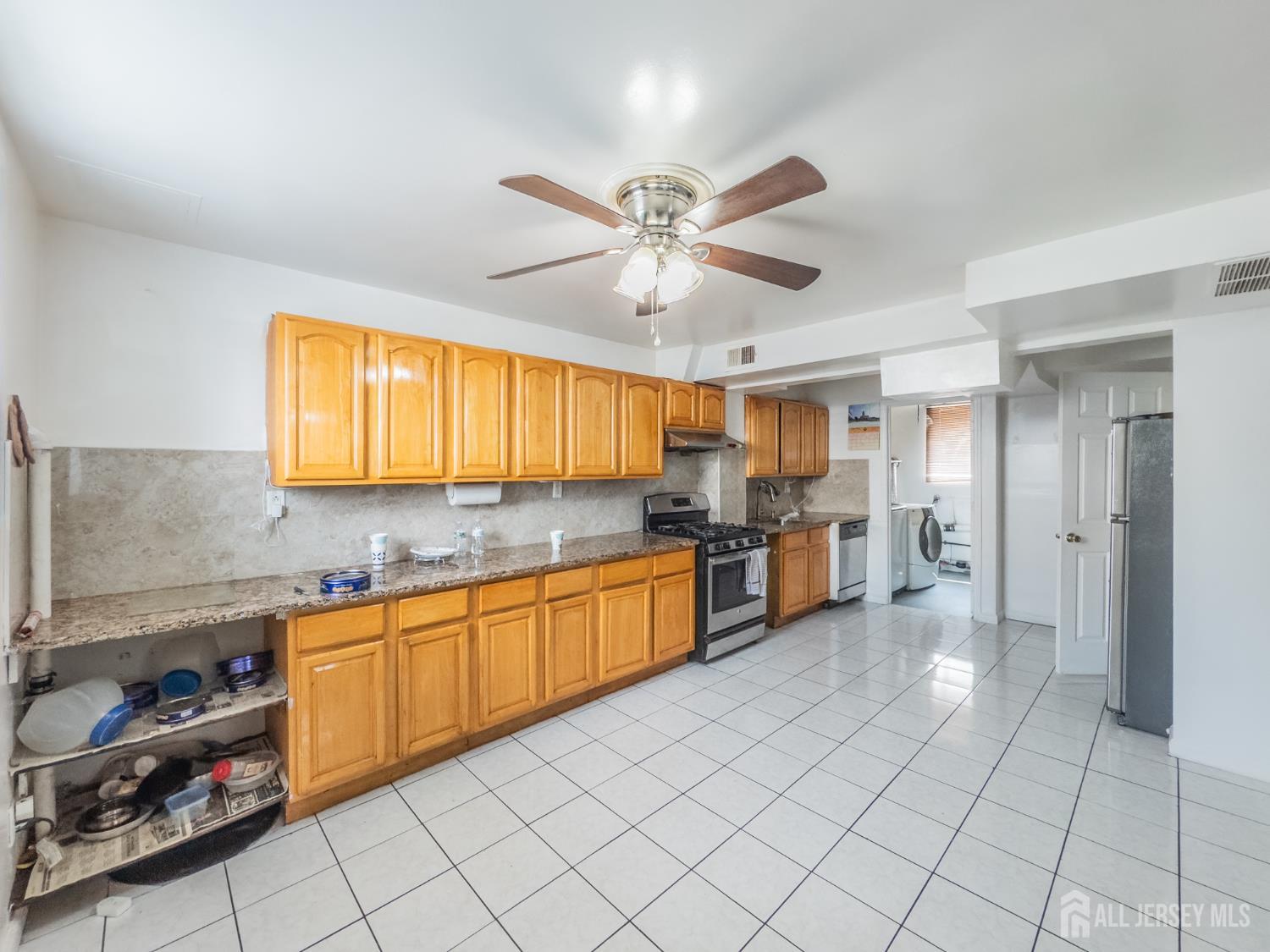 105 R Lowell Street Carteret, NJ 07008 - Photo 11 of 18