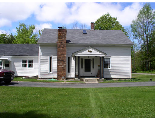 8 Beechwood Road Cummington, MA 01026 - Photo 1 of 5 Gallery Image 1