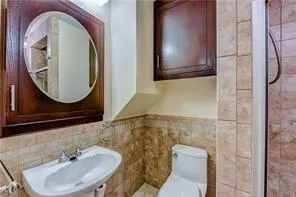 $1,425 | 2210 Pearl Street, Unit 206, Austin, TX 78705