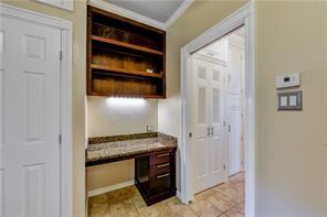 2210 Pearl Street, Unit 206 Austin, TX 78705 - Photo 8 of 15