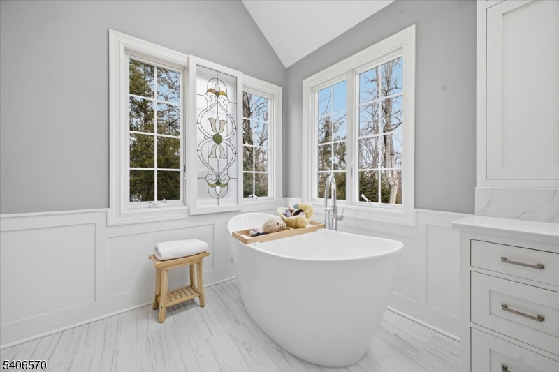 122 Old Stirling Road Warren, NJ 07059 - Photo 22 of 41