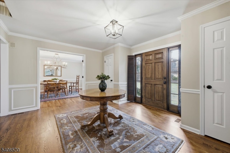 122 Old Stirling Road Warren, NJ 07059 - Photo 4 of 41