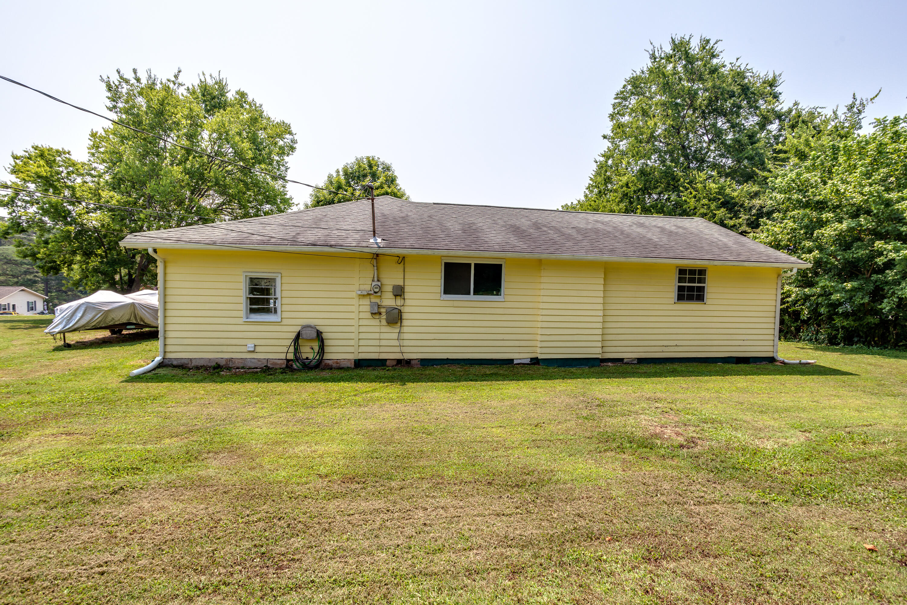 302 Lakeview Road Harriman, TN 37748 - Photo 24 of 24 024210723-3-302LakeviewRdHarrimanTN-SMAL