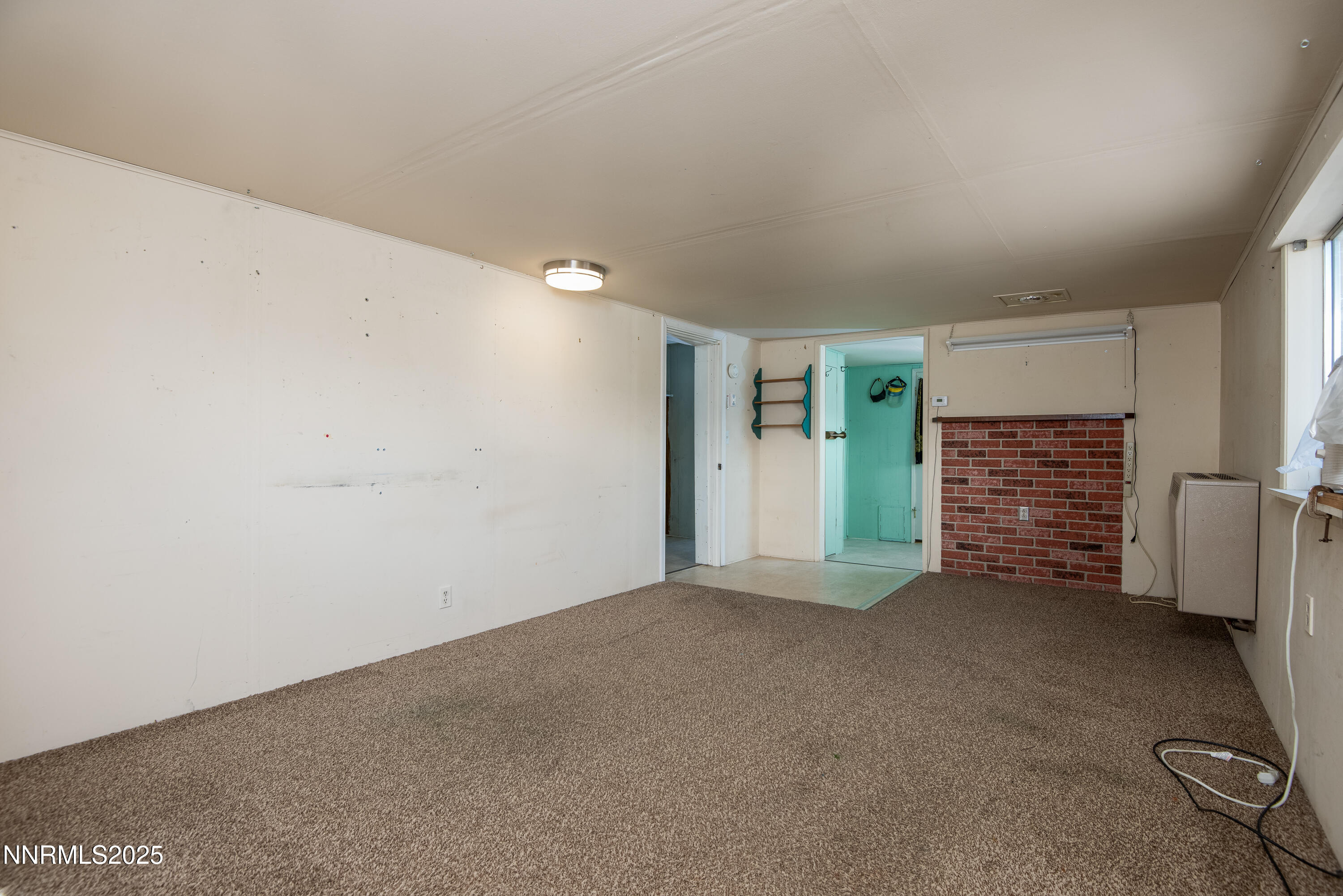 3821 Pebble Road Topaz Ranch Estates, NV 89444 - Photo 11 of 33 3821 Pebble Rd-35