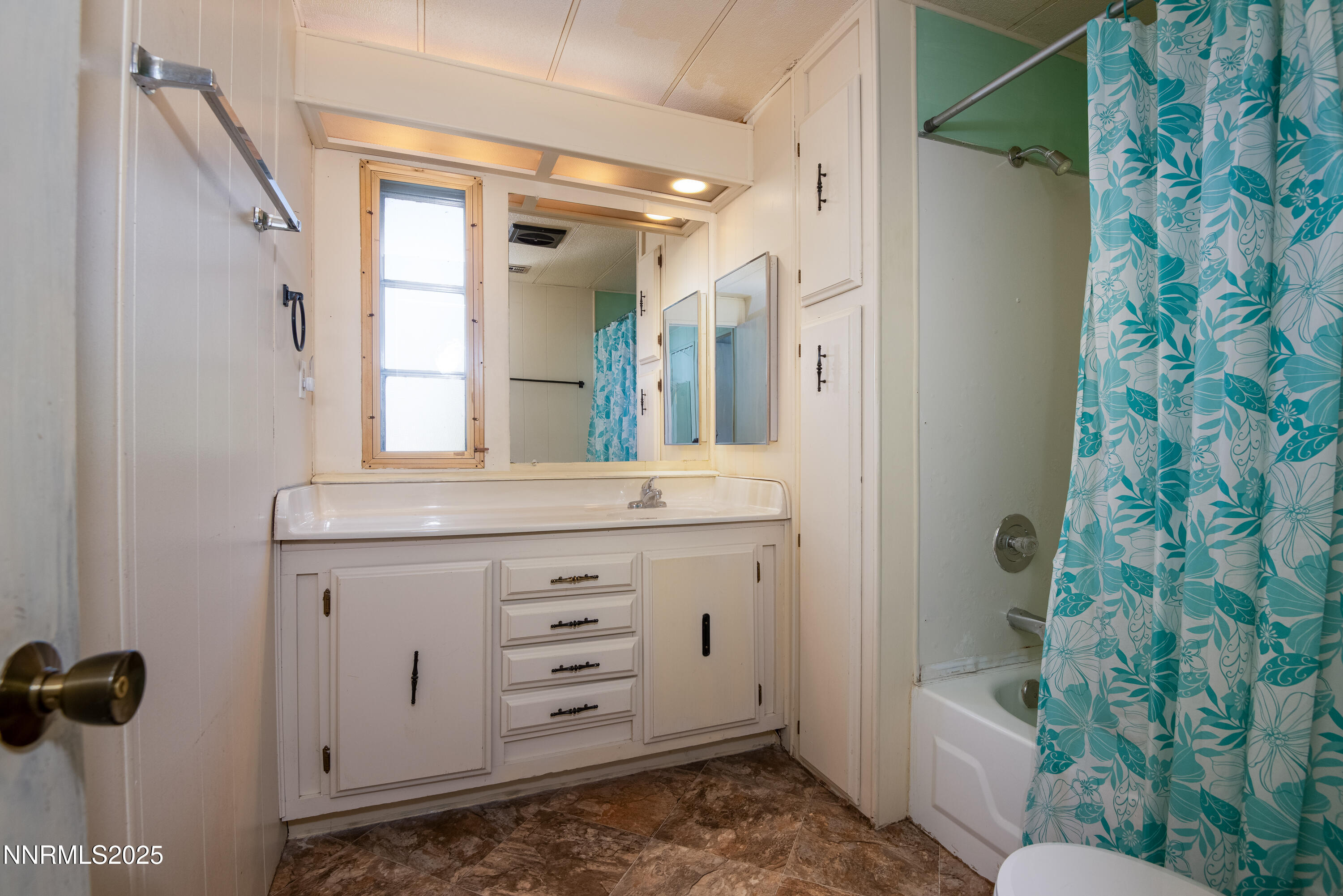 3821 Pebble Road Topaz Ranch Estates, NV 89444 - Photo 14 of 33 3821 Pebble Rd-38