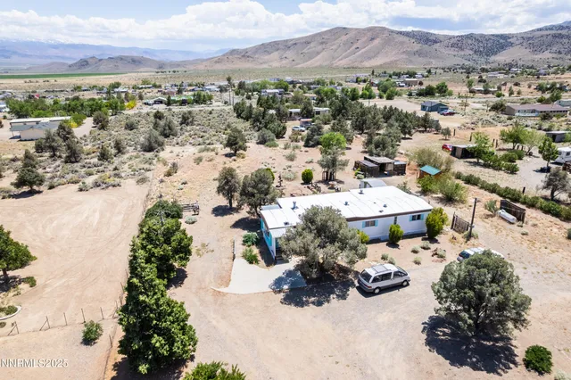 $179,000 | 3821 Pebble Road, Topaz Ranch Estates, NV 89444