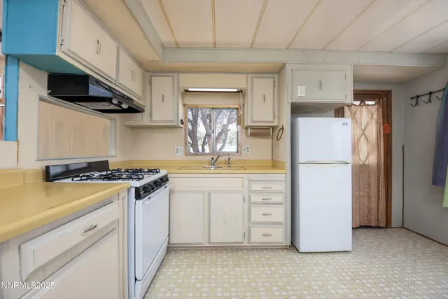 $179,000 | 3821 Pebble Road, Topaz Ranch Estates, NV 89444