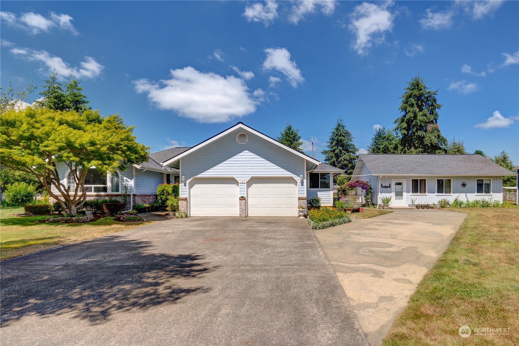 127 Stone Way Chehalis, WA 98532 - Photo 1 of 40 Gallery Image 1