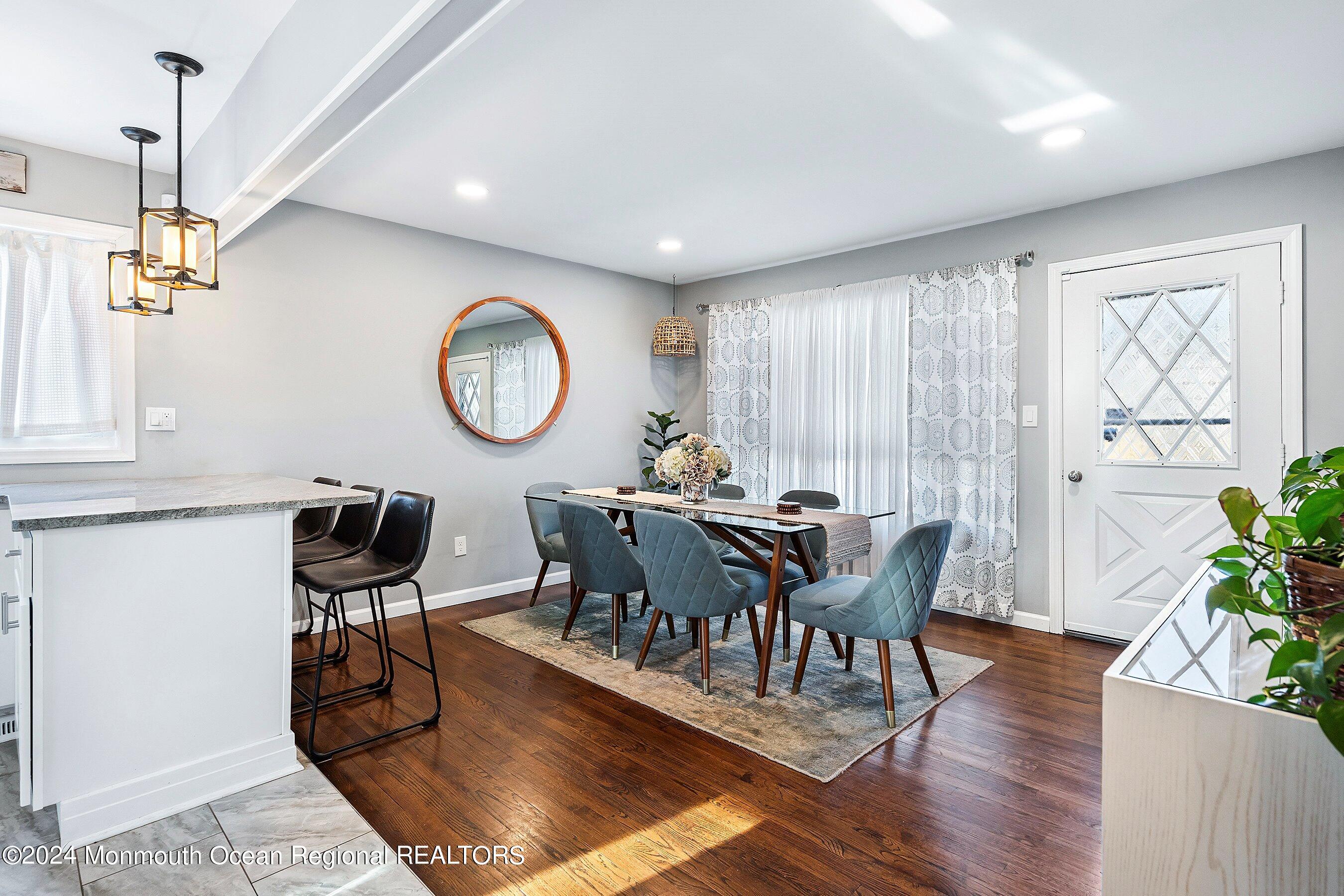 265 Edgeview Road Keyport, NJ 07735 - Photo 11 of 32 11-Dining 1C